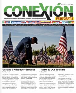 Portada de la revista "Conexión Florida", número de noviembre de 2020. Un hombre con uniforme militar coloca una bandera junto a las tumbas de un cementerio adornado con banderas estadounidenses. El titular bilingüe de la revista dice "Gracias a Nuestros Veteranos".