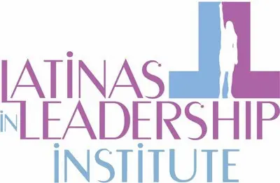 Logotipo para Latinas in Leadership Institute. El texto está en morado y azul, con la silueta de una mujer que levanta el brazo dentro de una letra "L" estilizada en el lado derecho.