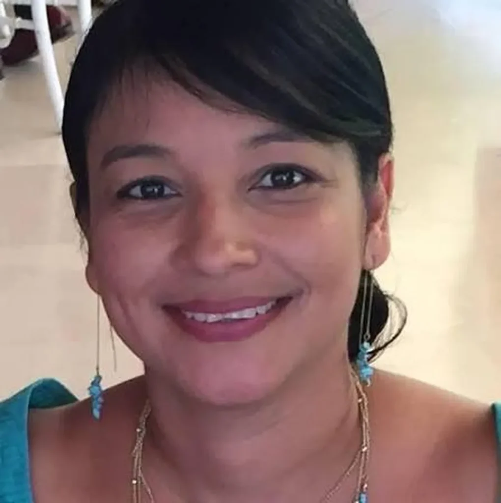 headshot_alejandra_gutierrez